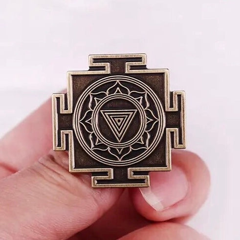 Retro Durga Yantra Enamel Pin Brooch Metal Pin Badge - Sacred Symbols Jewelry Indian Meditative Geometric Art