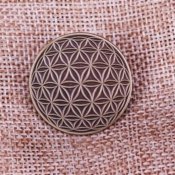 Flower of life pin - retro geometric floral badge